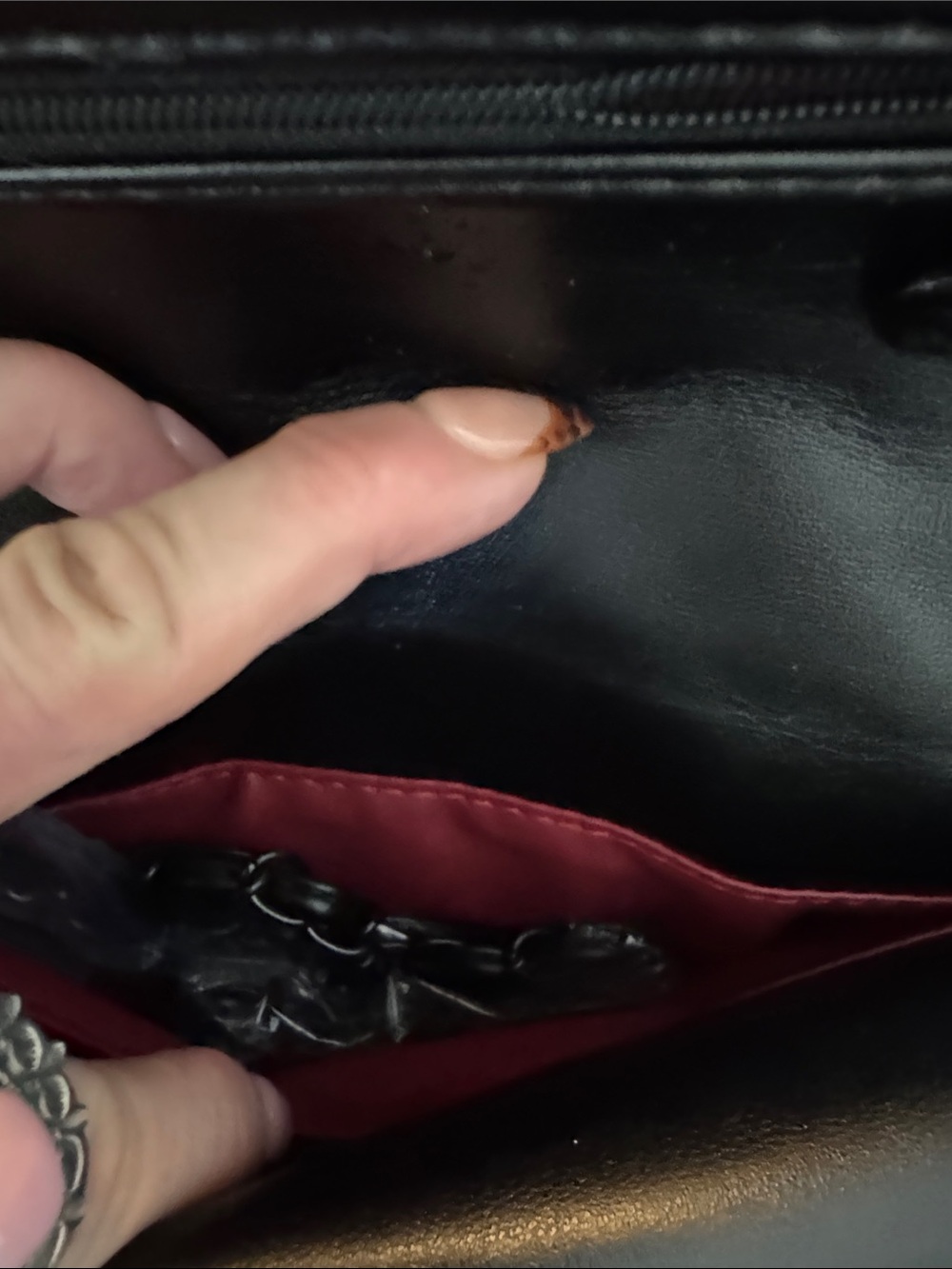Copy Chanel Source Unknown Black Quilted Shoulder Bag with black Chain Detail - Picture 3 of 5